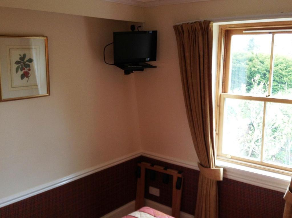 The Eskbank - Rathan House Guest house Dalkeith